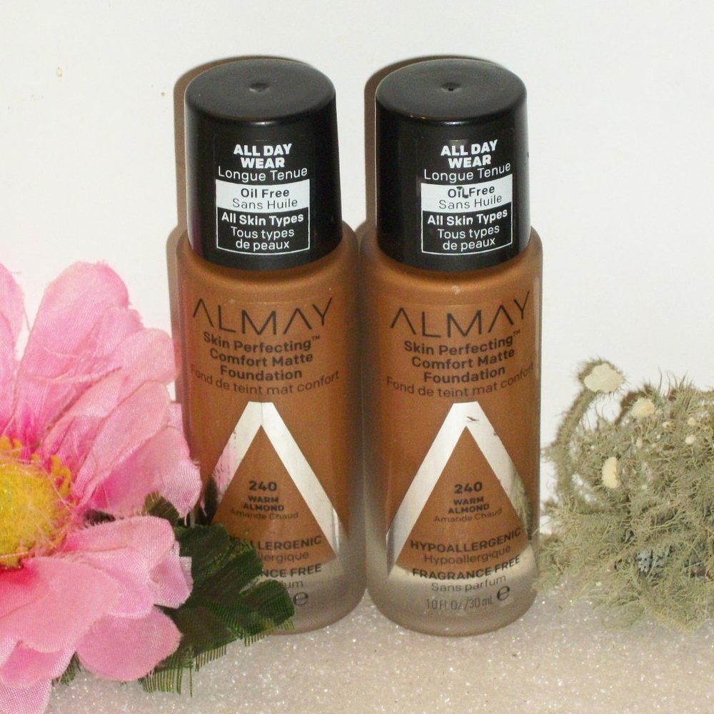 2 ALMAY Skin Perfecting Comfort Matte Foundation 240 Warm Almond